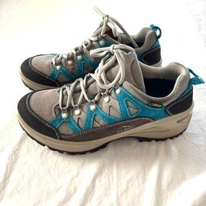 L.L. Bean hiking shoes Gore-Tex Vibram soles handmade in Italy gray SZ 7 NWOT